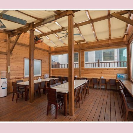 Hai Yang Fanglin Homestay Yongjing Esterno foto